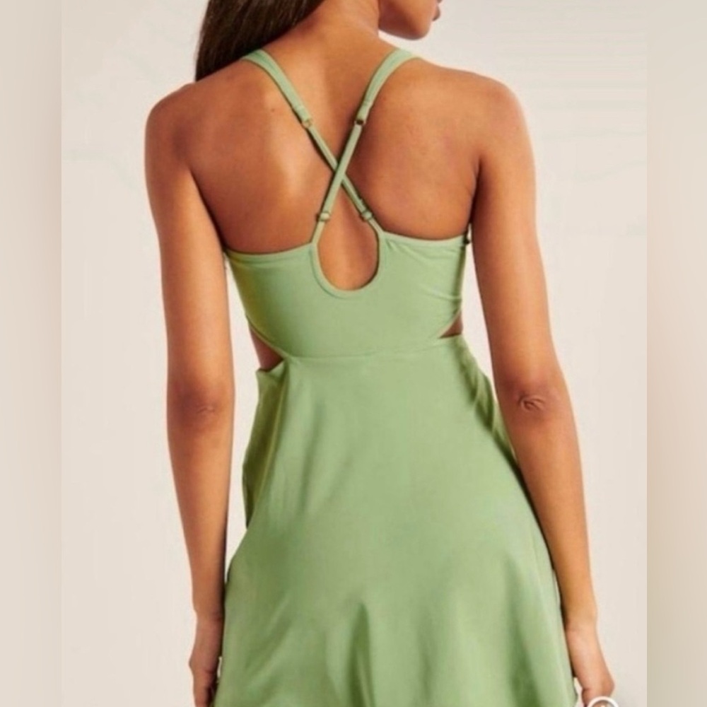 Abercrombie Side Cutout Traveler Mini Dress - Picture 4 of 4